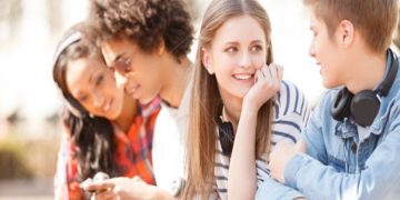 Building Connections: How a Crohn’s Support Group Can Help Combat Isolation