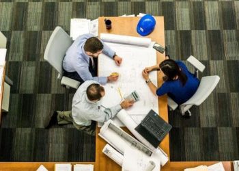 6 Reasons to Hire Engineering Consulting Services