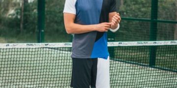 Fashion’s Time Capsule: Unearthing the Magic of Vintage Sports Fashion