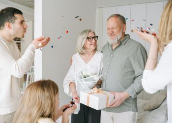 How to Care for Your Elderly Parents – Six Ways