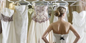 Tips for Choosing the Right Fabric for Your Dream Wedding Dress