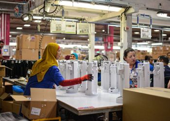 What is CNC turning? Why is it key to the manufacturing process?