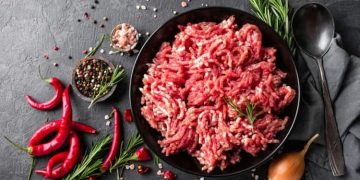 Why Is Beef Mince a Staple Ingredient in Culinary Repertoires?