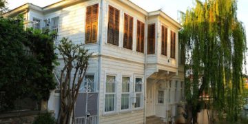 7 benefits of replacing your home’s siding