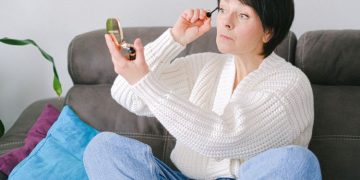 A Guide to Beauty Tips for Seniors
