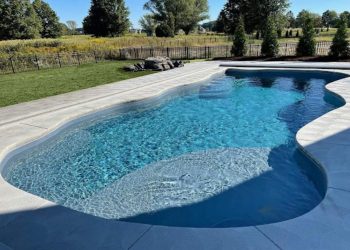 Exploring the Cost Factors of Installing an Inground Fiberglass Pool