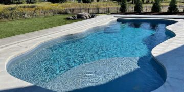 Exploring the Cost Factors of Installing an Inground Fiberglass Pool