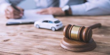How to Choose the Right Car Accident Lawyer for Your Case