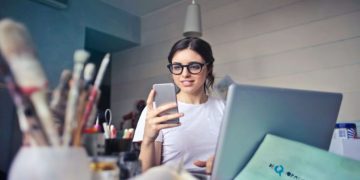 Why Consider Alternatives to HoneyBook?