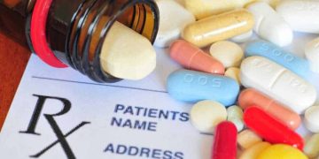 9 Signs of Prescription Drug Misuse