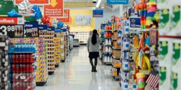 Boosting Supermarket Sales: Effective Product Display Strategies