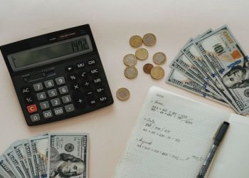 Building Financial Resilience: 10 Tips for Saving and Budgeting