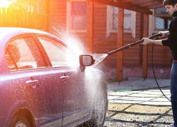 The Best Ways to Wash a Car at Home: A Complete Guide
