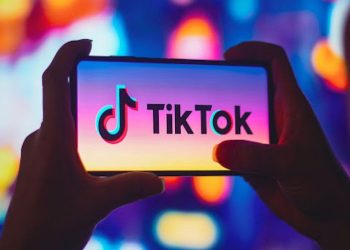 TikTok 101: Trends, Algorithms, and Engagement Tools