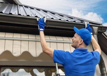 Why You Should Invest in Professional Eavestroughing Services
