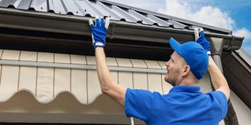 Why You Should Invest in Professional Eavestroughing Services