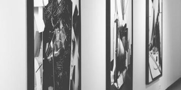 Artistic Innovation: Trends and Themes in Contemporary Art Gallery Exhibitions