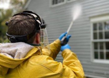 Residential Pressure Washing Tips for New Homeowners 