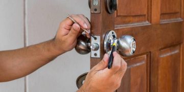 Common Lock Problems and How Emergency Locksmiths Can Help