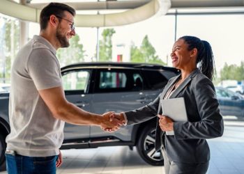 Developing Long-Term Relationships with Car Shipping Providers: A Strategic Approach for Dealerships