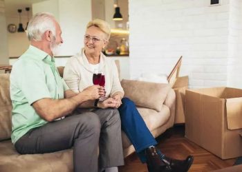 Discovering the Comforts of Senior Living Apartments