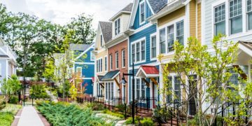 Renting Townhomes, Apartments, and Homes: What Are the Differences?