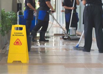 Streamlining Maintenance: How Commercial Floor Cleaners Enhance Operational Efficiency