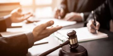 What Are the Essential Tips for Successfully Managing Personal Injury Claims with Legal Help?