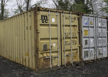 5 Essential Winter Maintenance Tips for Shipping Container Longevity
