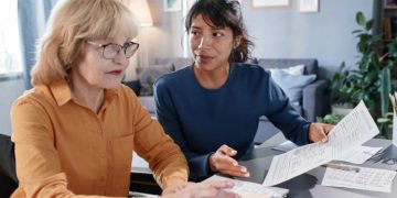 5 Ways to Help Your Parents Plan for Medicare