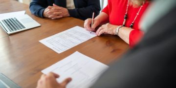 A Fresh Start: 6 Helpful Benefits of Expunging Your Criminal Record