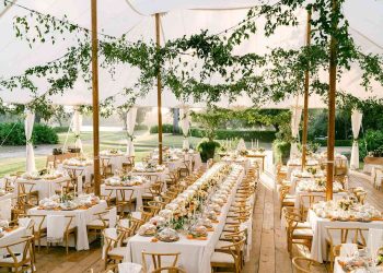 DIY Wedding Décor: Infusing Your Personality into Every Detail