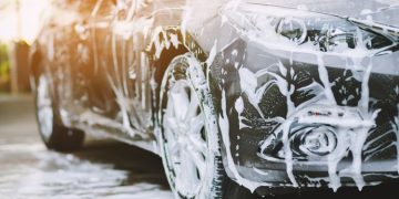 Exploring the Benefits of Mobile Car Wash Solutions