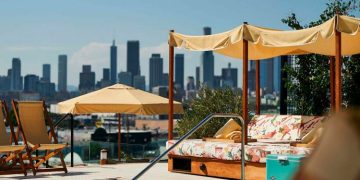 Holiday Stay in LA: The Complete Guide