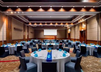 How booking a meeting room in Phuket will create the perfect business ambience 