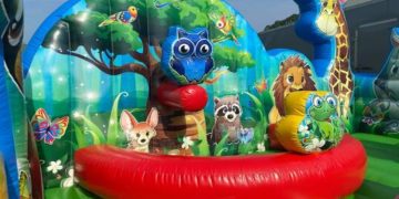 Inflatable Animal Kingdom: A Guide to Choosing the Perfect Buddy