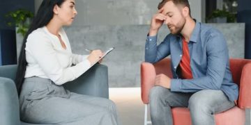 Beyond the Sessions: Exploring the Minds of Psychologists and Psychotherapists