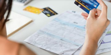 Effective ways of paying off your credit card dues faster!