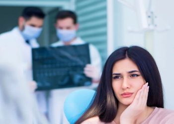 Neglecting Your Teeth Could Be Sabotaging Your Brain, Expert Insights