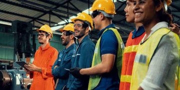 The Power of Presentation: Selecting the Right Workwear Uniform for Your Team
