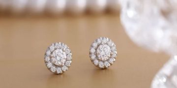 What to consider when buying diamond stud earrings in NZ