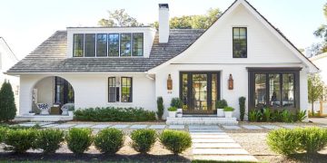 Your Roof’s Role In Creating A Cohesive Outdoor Look