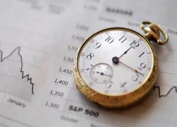 The Precision Playbook: A Guide to Accurate Market Timing