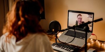 The Impact of Virtual Vocal Coaching: Shaping Singers Worldwide