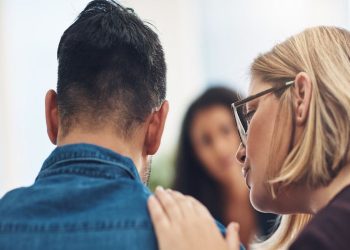 How to Help Someone with Schizophrenia: Practical Strategies and Support