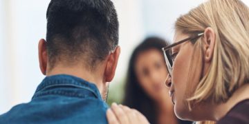 How to Help Someone with Schizophrenia: Practical Strategies and Support