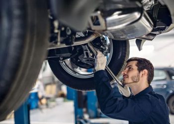 Smooth Transitions: Tips for Choosing the Right Transmission Replacement