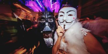 How to Spend Halloween 2024 with Friends