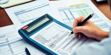 How to Ensure Compliance with Employee Holiday Entitlements