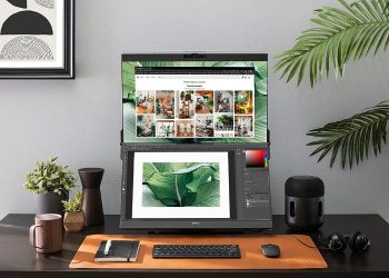 The Evolution of Multi-Monitor Setups: From Side-by-Side to Stacked